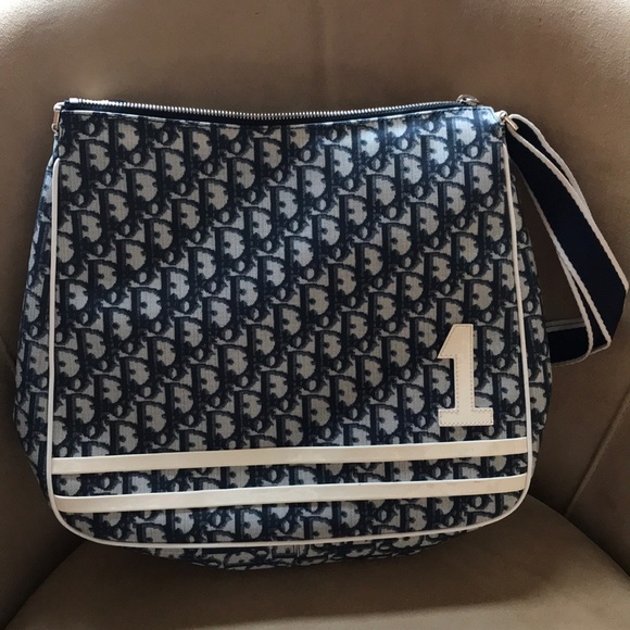 COPY - Dior purse - Picture 1 of 17